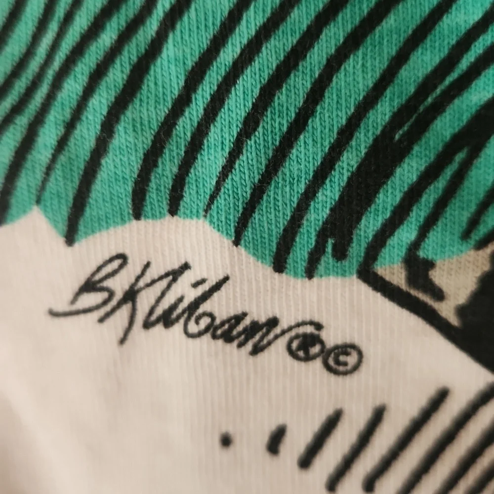 B.Kliban Hawaii White Graphic Crazy Shirt Cat Tshirt - Picture 8 of 8